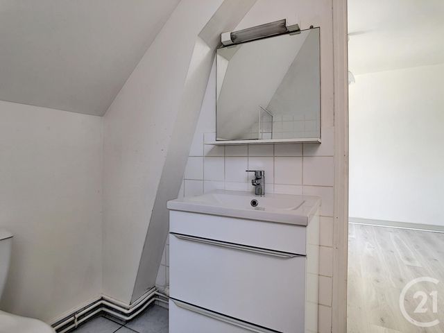 Afficher la photo en grand Appartement Studio à louer - 1 pièce - 18 m2 - Troyes - 10 - CHAMPAGNE-ARDENNE