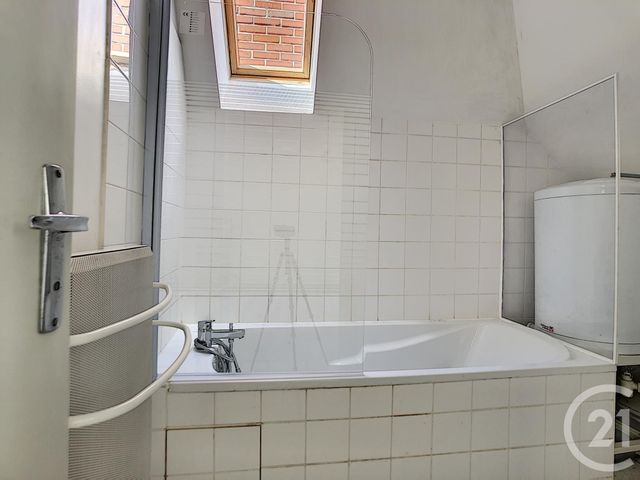 Afficher la photo en grand Appartement Studio à louer - 1 pièce - 18 m2 - Troyes - 10 - CHAMPAGNE-ARDENNE