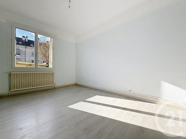 Appartement F4 &agrave; louer - 4 pi&egrave;ces - 67 m2 - Troyes - 10 - CHAMPAGNE-ARDENNE