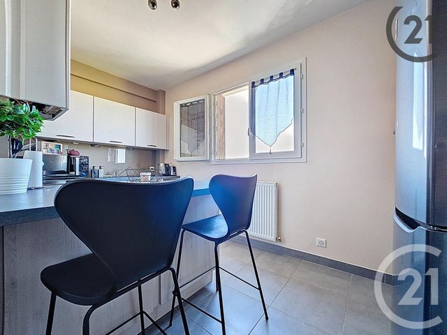 Appartement F4 à vendre - 4 pièces - 73 m2 - Troyes - 10 - CHAMPAGNE-ARDENNE