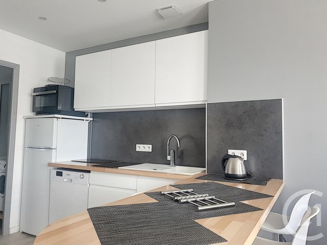 Afficher la photo en grand Appartement F2 à louer - 2 pièces - 37,50 m2 - Troyes - 10 - CHAMPAGNE-ARDENNE