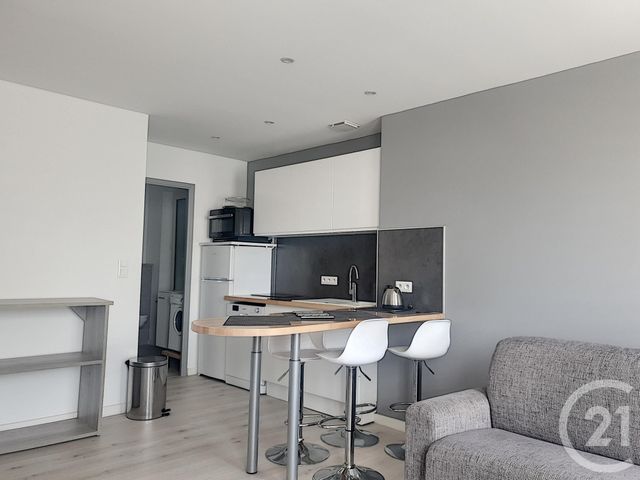 Afficher la photo en grand Appartement F2 à louer - 2 pièces - 37,50 m2 - Troyes - 10 - CHAMPAGNE-ARDENNE