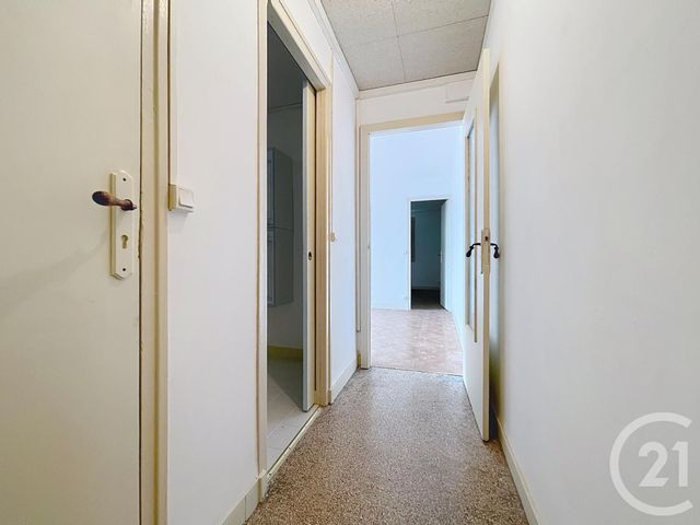 Afficher la photo en grand Appartement F3 à vendre - 3 pièces - 50,93 m2 - Troyes - 10 - CHAMPAGNE-ARDENNE