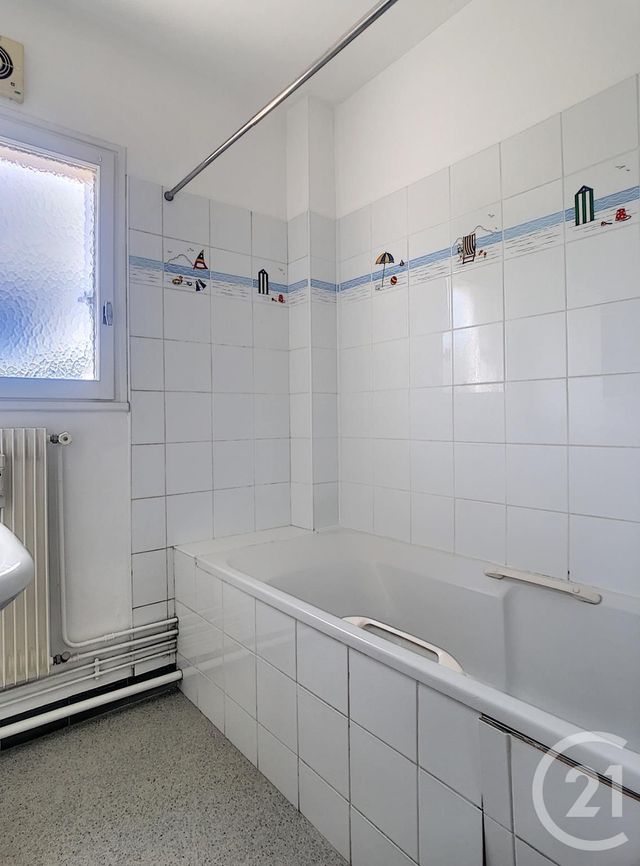 Appartement F2 à louer - 3 pièces - 55,42 m2 - Troyes - 10 - CHAMPAGNE-ARDENNE