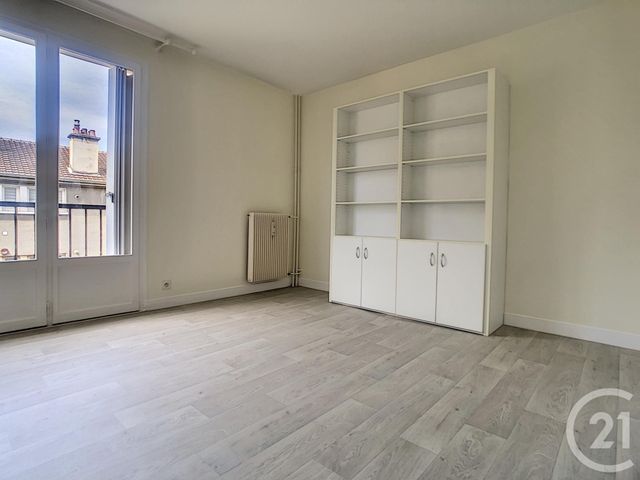 Appartement F2 à louer - 3 pièces - 55,42 m2 - Troyes - 10 - CHAMPAGNE-ARDENNE