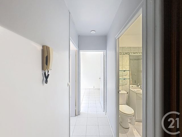 Afficher la photo en grand Appartement F1 à louer - 1 pièce - 26,90 m2 - Troyes - 10 - CHAMPAGNE-ARDENNE