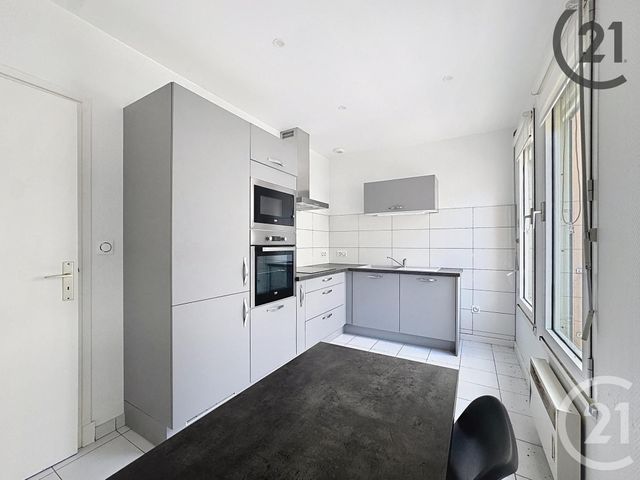 Afficher la photo en grand Appartement à vendre - 8 pièces - 150,86 m2 - Troyes - 10 - CHAMPAGNE-ARDENNE