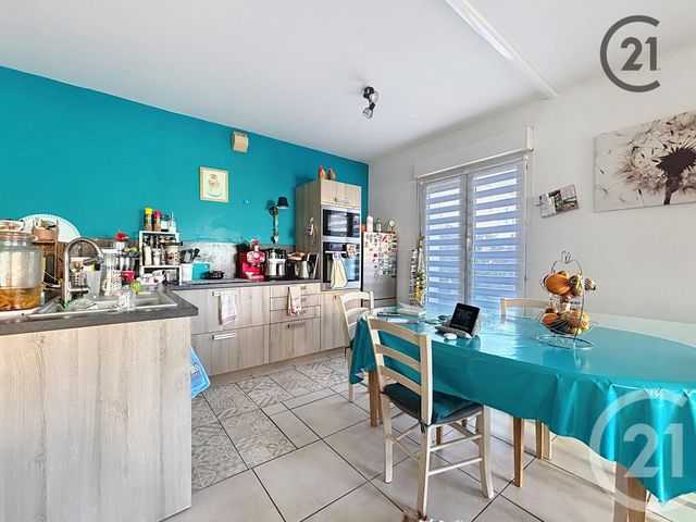 Afficher la photo en grand Appartement T4 à vendre - 4 pièces - 59,85 m2 - Troyes - 10 - CHAMPAGNE-ARDENNE