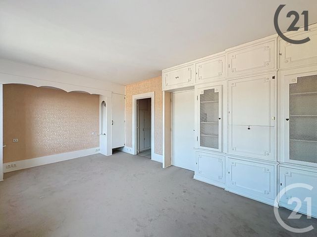 Afficher la photo en grand Appartement T5 à vendre - 5 pièces - 105,12 m2 - Troyes - 10 - CHAMPAGNE-ARDENNE