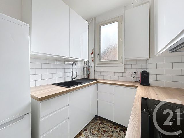 Afficher la photo en grand Appartement F4 à louer - 4 pièces - 63,49 m2 - Troyes - 10 - CHAMPAGNE-ARDENNE