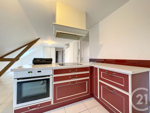 Afficher la photo en grand Appartement F4 à louer - 4 pièces - 63 m2 - Troyes - 10 - CHAMPAGNE-ARDENNE