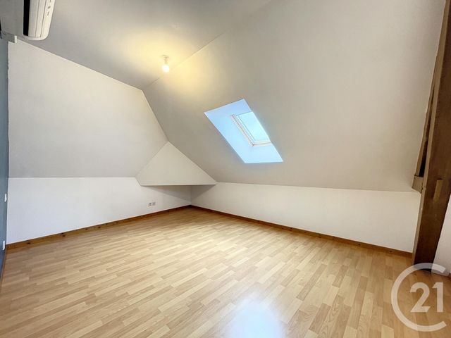 Afficher la photo en grand Appartement F4 à louer - 4 pièces - 63 m2 - Troyes - 10 - CHAMPAGNE-ARDENNE