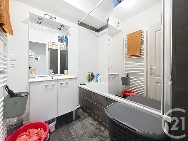 Appartement à vendre - 3 pièces - 61,76 m2 - Troyes - 10 - CHAMPAGNE-ARDENNE