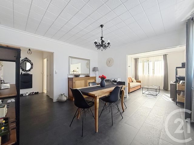 Afficher la photo en grand Appartement F4 à vendre - 4 pièces - 76 m2 - Troyes - 10 - CHAMPAGNE-ARDENNE