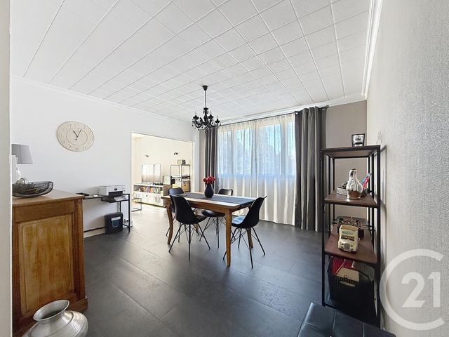 Afficher la photo en grand Appartement F4 à vendre - 4 pièces - 76 m2 - Troyes - 10 - CHAMPAGNE-ARDENNE