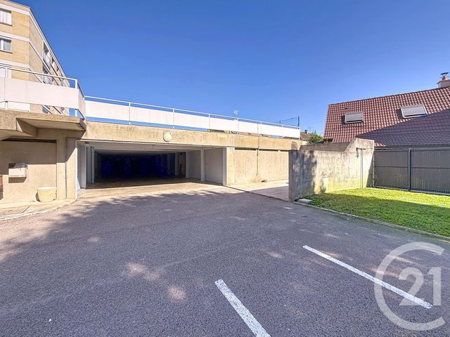 Afficher la photo en grand Appartement F4 à vendre - 4 pièces - 76 m2 - Troyes - 10 - CHAMPAGNE-ARDENNE