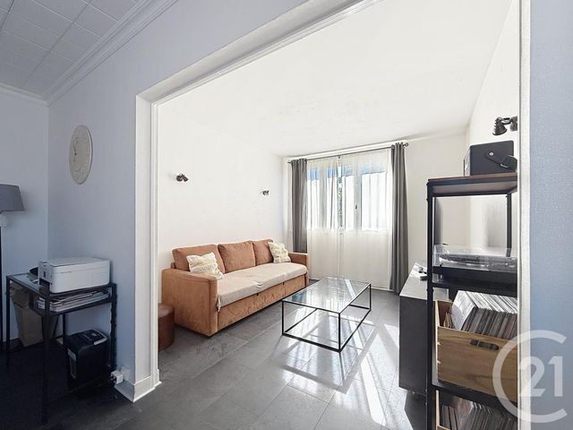 Afficher la photo en grand Appartement F4 à vendre - 4 pièces - 76 m2 - Troyes - 10 - CHAMPAGNE-ARDENNE