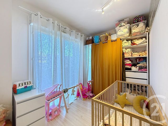 Afficher la photo en grand Appartement F3 à vendre - 3 pièces - 62 m2 - St Parres Aux Tertres - 10 - CHAMPAGNE-ARDENNE