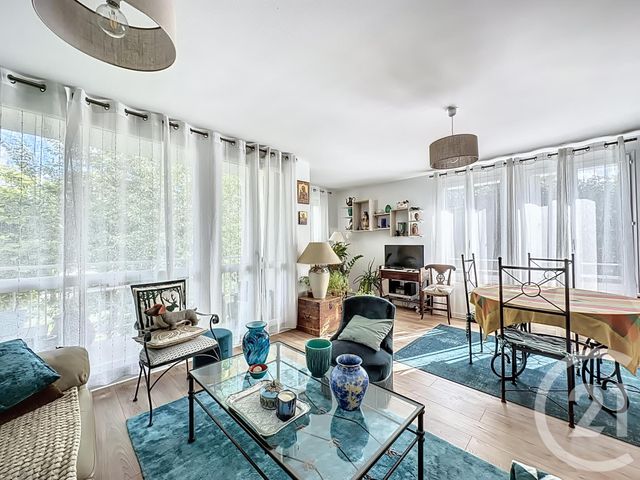 Afficher la photo en grand Appartement T3 à vendre - 3 pièces - 77,92 m2 - Troyes - 10 - CHAMPAGNE-ARDENNE