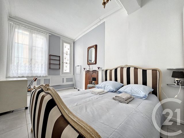 Afficher la photo en grand Appartement F3 à vendre - 3 pièces - 60 m2 - Troyes - 10 - CHAMPAGNE-ARDENNE