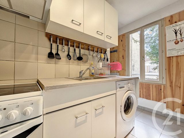 Afficher la photo en grand Appartement F3 à vendre - 3 pièces - 60 m2 - Troyes - 10 - CHAMPAGNE-ARDENNE