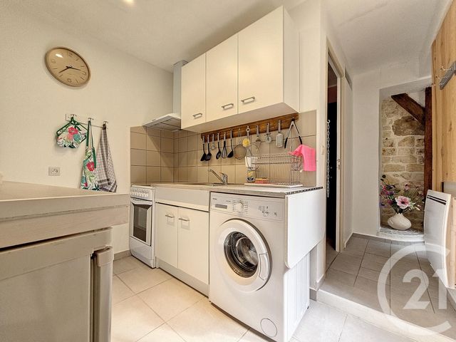 Afficher la photo en grand Appartement F3 à vendre - 3 pièces - 60 m2 - Troyes - 10 - CHAMPAGNE-ARDENNE