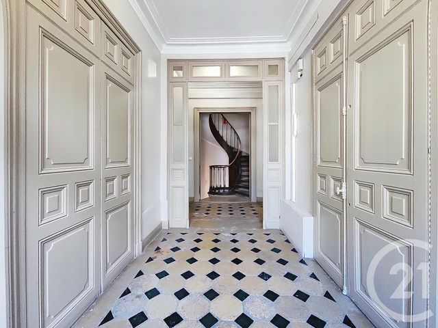 Afficher la photo en grand Appartement F2 à vendre - 2 pièces - 47,56 m2 - Troyes - 10 - CHAMPAGNE-ARDENNE
