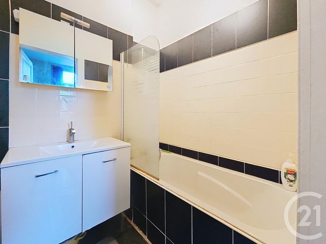 Afficher la photo en grand Appartement F2 à vendre - 2 pièces - 47,56 m2 - Troyes - 10 - CHAMPAGNE-ARDENNE
