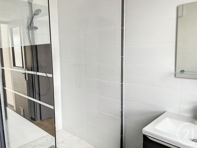 Afficher la photo en grand Appartement F3 à louer - 3 pièces - 68,31 m2 - Troyes - 10 - CHAMPAGNE-ARDENNE