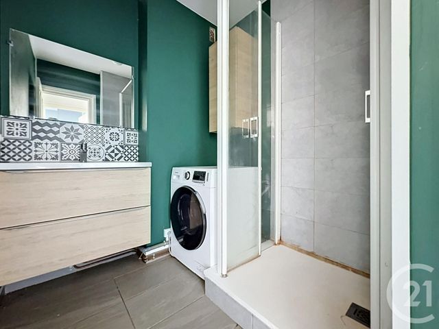 Appartement &agrave; vendre - 3 pi&egrave;ces - 62 m2 - La Chapelle St Luc - 10 - CHAMPAGNE-ARDENNE