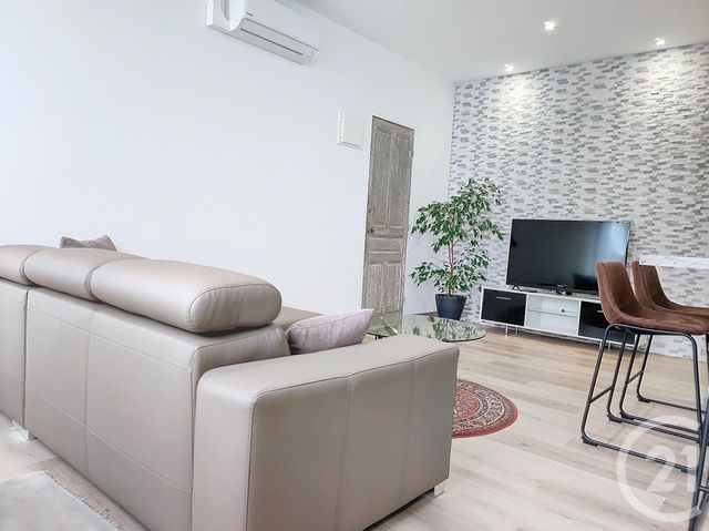 Appartement T2 &agrave; louer - 2 pi&egrave;ces - 47,77 m2 - St Parres Aux Tertres - 10 - CHAMPAGNE-ARDENNE