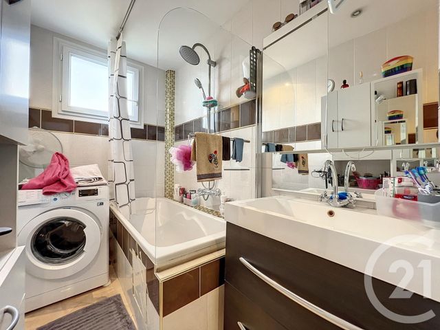 Appartement F4 à vendre - 4 pièces - 66,01 m2 - Troyes - 10 - CHAMPAGNE-ARDENNE