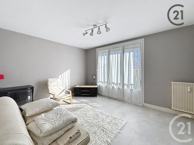 Appartement F1 à vendre STE SAVINE