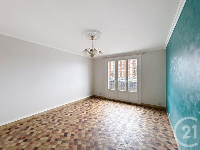 Appartement F3 &agrave; louer - 3 pi&egrave;ces - 65,52 m2 - 10 - CHAMPAGNE-ARDENNE