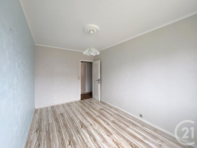 Appartement F3 &agrave; louer - 3 pi&egrave;ces - 65,52 m2 - 10 - CHAMPAGNE-ARDENNE