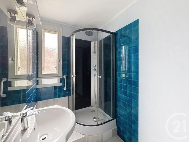 Appartement F3 &agrave; louer - 3 pi&egrave;ces - 65,52 m2 - 10 - CHAMPAGNE-ARDENNE