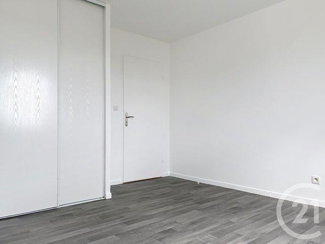 Appartement T3 &agrave; louer - 3 pi&egrave;ces - 63 m2 - St Andre Les Vergers - 10 - CHAMPAGNE-ARDENNE
