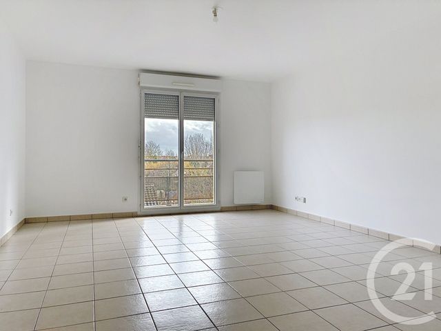 Appartement T3 &agrave; louer - 3 pi&egrave;ces - 63 m2 - St Andre Les Vergers - 10 - CHAMPAGNE-ARDENNE