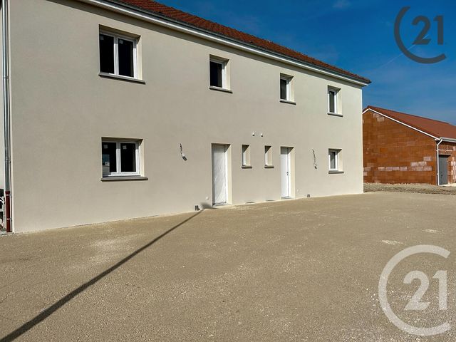 Afficher la photo en grand Appartement F4 à louer - 4 pièces - 84,05 m2 - St Lye - 10 - CHAMPAGNE-ARDENNE