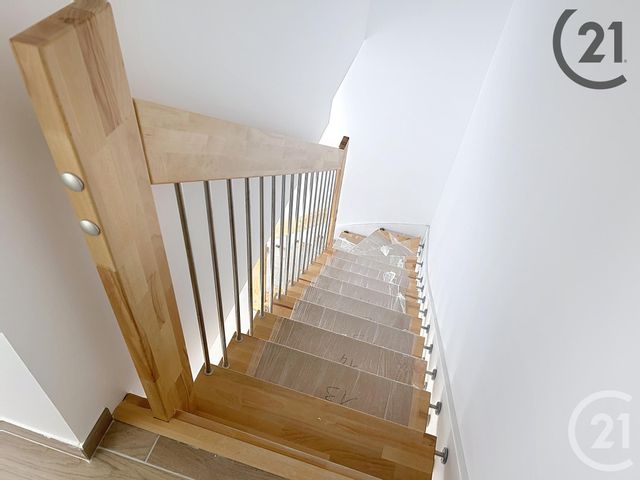 Afficher la photo en grand Appartement F4 à louer - 4 pièces - 84,05 m2 - St Lye - 10 - CHAMPAGNE-ARDENNE