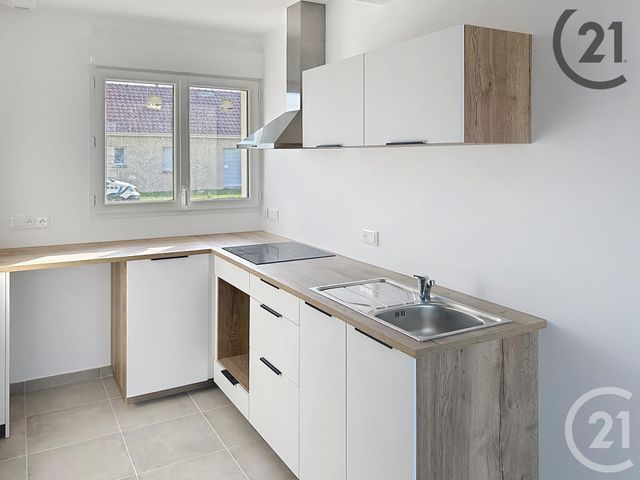 Afficher la photo en grand Appartement F4 à louer - 4 pièces - 84,05 m2 - St Lye - 10 - CHAMPAGNE-ARDENNE