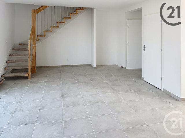 Afficher la photo en grand Appartement F4 à louer - 4 pièces - 84,05 m2 - St Lye - 10 - CHAMPAGNE-ARDENNE