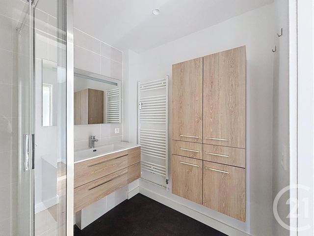 Afficher la photo en grand Appartement F4 à louer - 4 pièces - 105,07 m2 - Troyes - 10 - CHAMPAGNE-ARDENNE