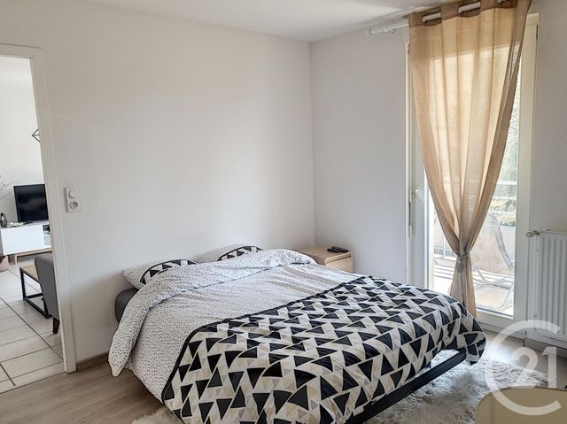 Afficher la photo en grand Appartement F2 à louer - 2 pièces - 46 m2 - Troyes - 10 - CHAMPAGNE-ARDENNE