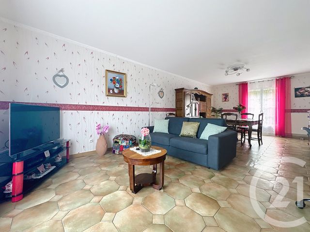 Maison à vendre - 4 pièces - 104,30 m2 - La Chapelle St Luc - 10 - CHAMPAGNE-ARDENNE