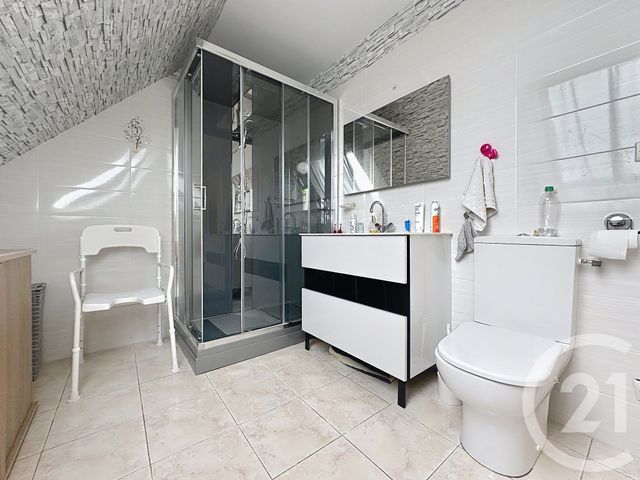 Maison à vendre - 4 pièces - 104,30 m2 - La Chapelle St Luc - 10 - CHAMPAGNE-ARDENNE