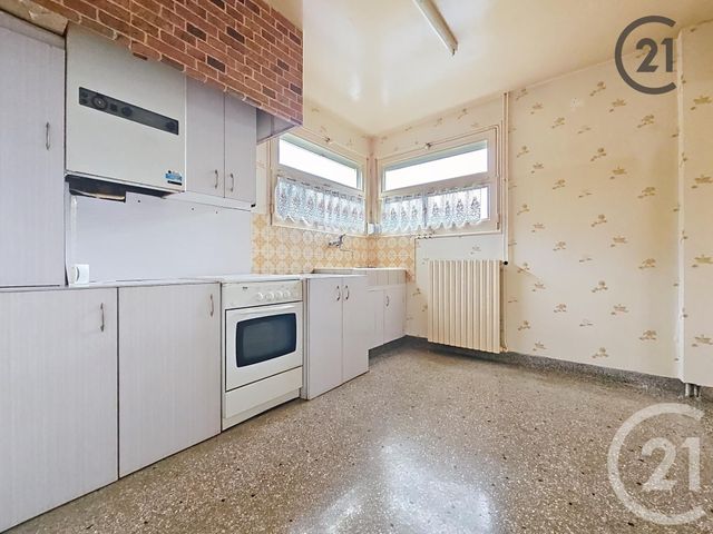 Maison à vendre - 4 pièces - 72 m2 - St Julien Les Villas - 10 - CHAMPAGNE-ARDENNE