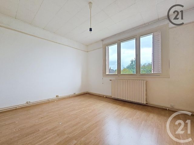 Maison à vendre - 4 pièces - 72 m2 - St Julien Les Villas - 10 - CHAMPAGNE-ARDENNE