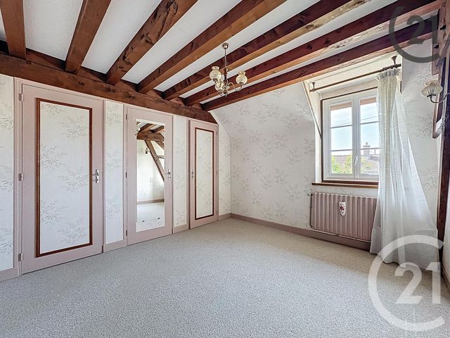 Maison à vendre - 6 pièces - 149 m2 - St Julien Les Villas - 10 - CHAMPAGNE-ARDENNE