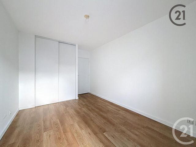 Appartement F3 à louer - 3 pièces - 73,40 m2 - Troyes - 10 - CHAMPAGNE-ARDENNE